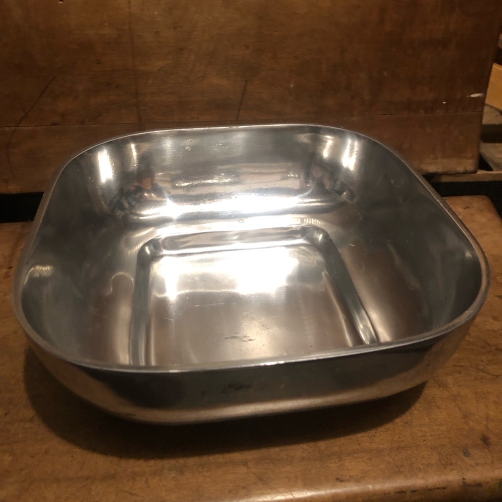 Square fruit bowl by Old Town Imports